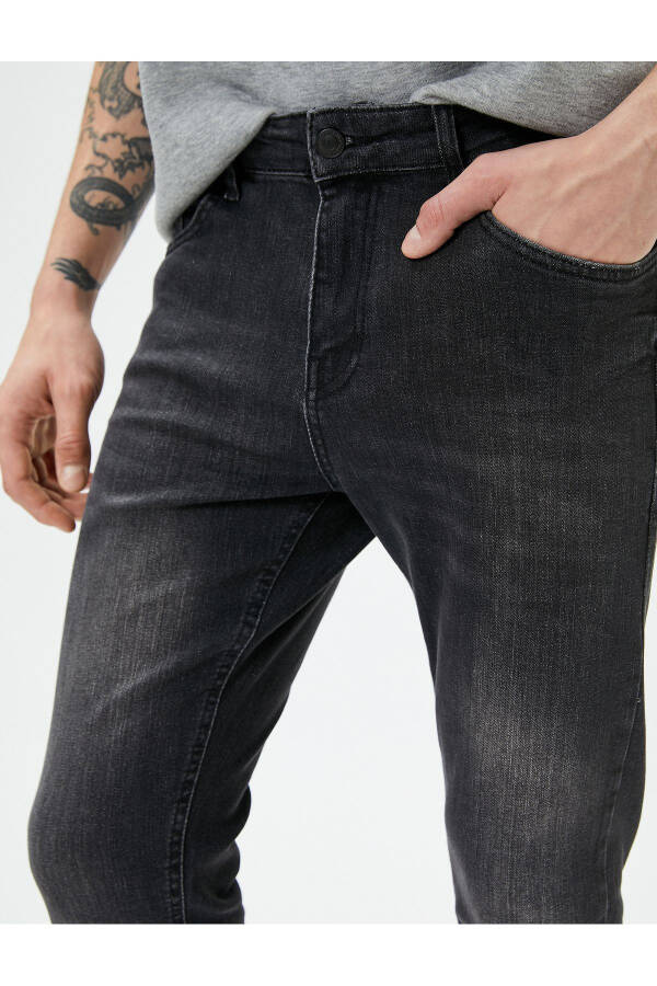 Skinny fit jeans by Michael Jean. - 11