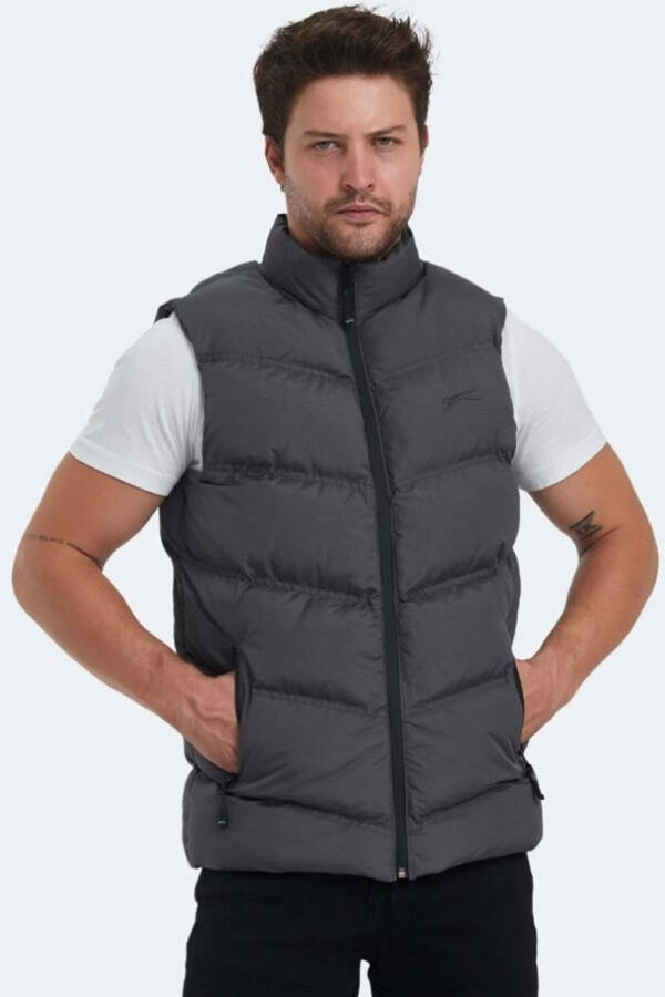 Slazenger Erkaklar uchun Puff Vest ST24YE003 - Kulrang - 4