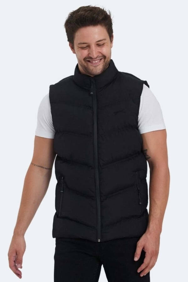 Slazenger Men's Puffer Vest - ST24YE003 - 4