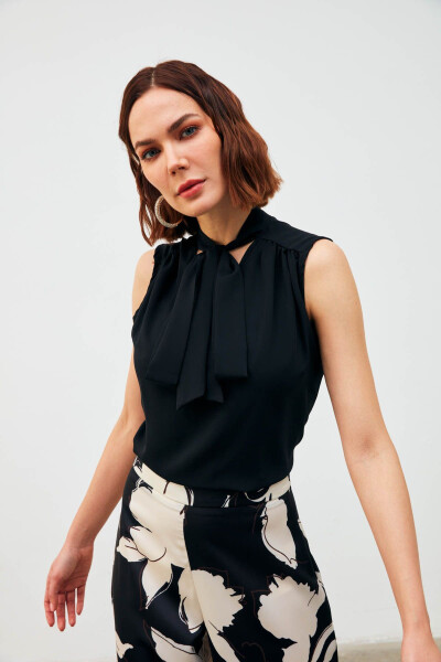 Sleeveless Blouse with Scarf - Black - 3