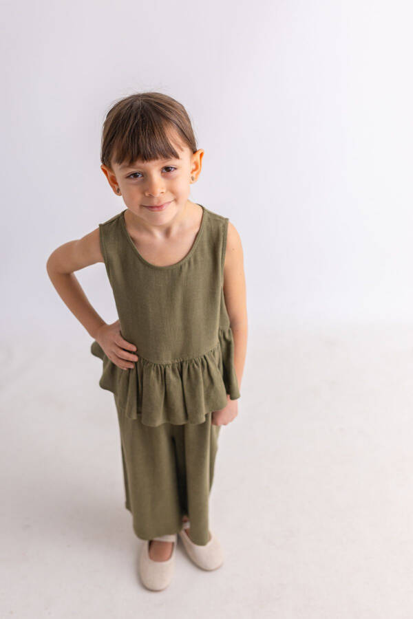 Sleeveless Linen Romper for Girls with Elastic Waist and Button Back - 14