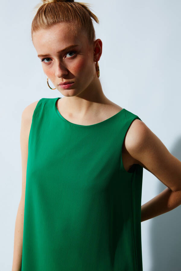 Sleeveless Oversized Blouse - Green - 10