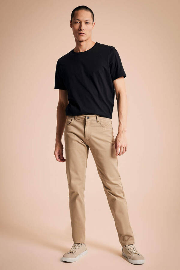 Slim fit beige chino pants - 4