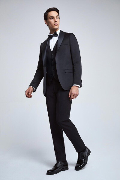 Slim Fit Black Plain Groom & Tuxedo Suit with Vest - 2