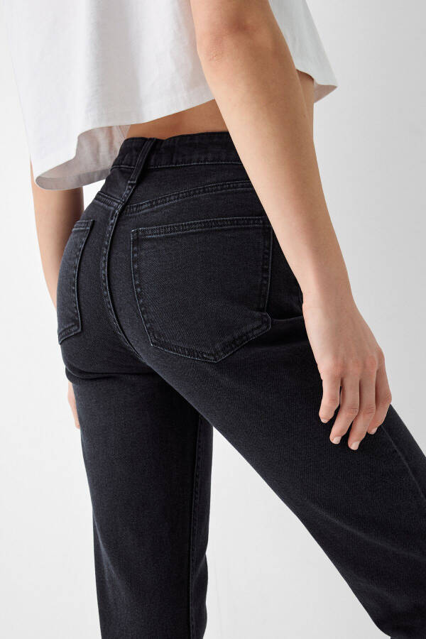 Slim fit comfort mom jean - 6