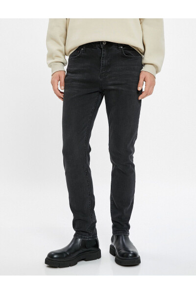 Slim Fit cotton jeans with pockets - Brad Jean - 9