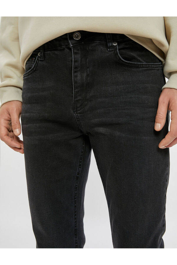 Slim Fit cotton jeans with pockets - Brad Jean - 11