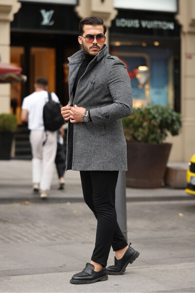 Slim fit, long cashmere coat. - 9