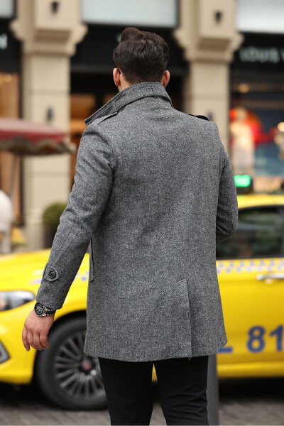 Slim fit, long cashmere coat. - 10