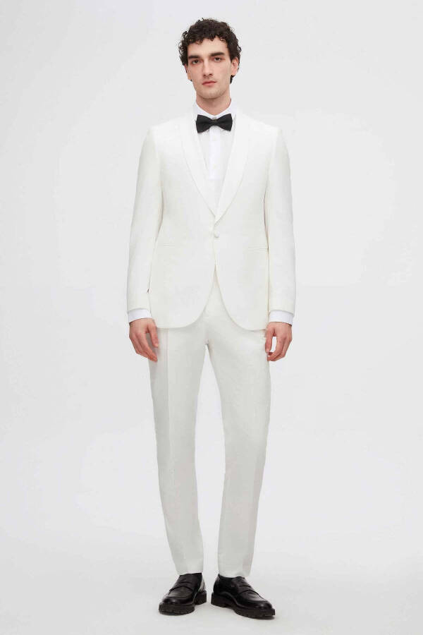 Slim Fit White Plain Groom & Tuxedo Suit - 44