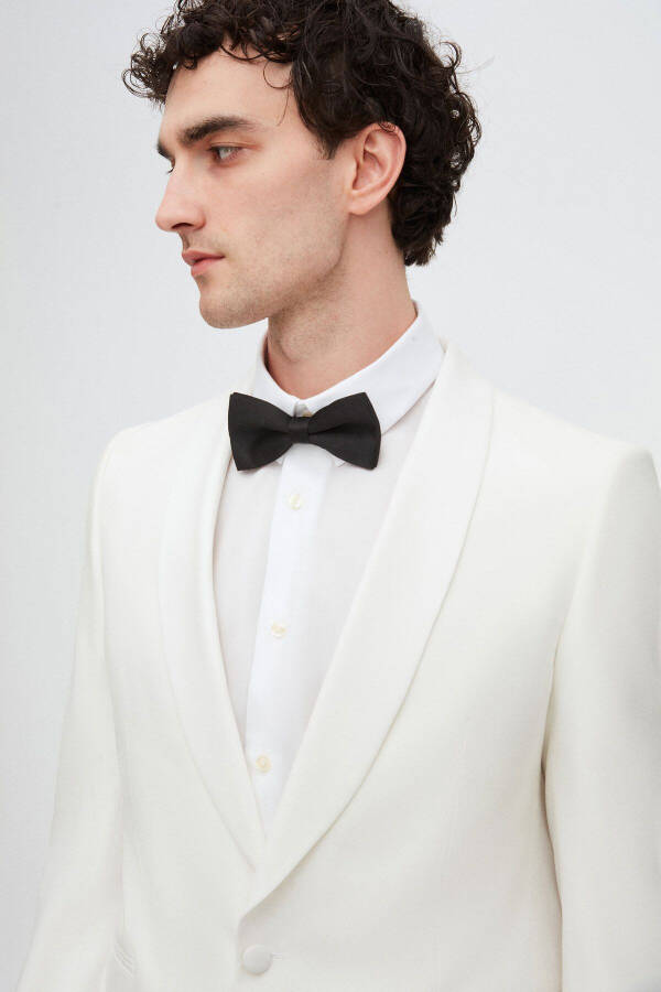 Slim Fit White Plain Groom & Tuxedo Suit - 26