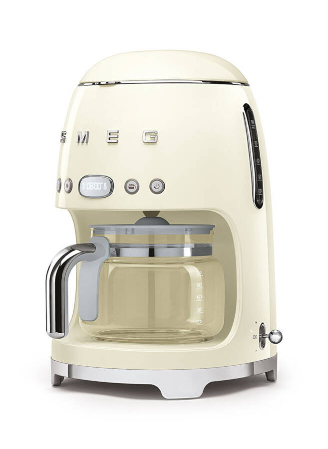 Smeg Coffee Machine DCF02CREU - 2