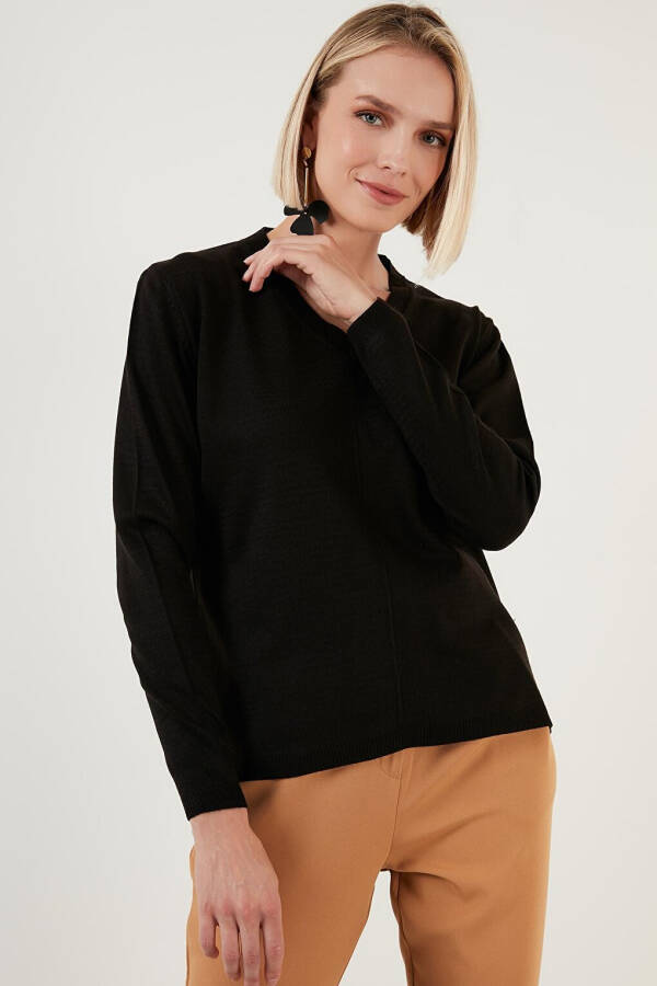 Soft Acrylic V-Neck Knit Sweater 6327030 - 6