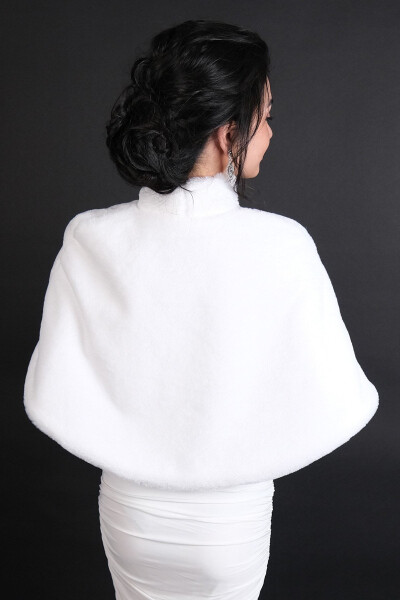 Soft Bridal Bolero with White Ribbon Brooch - 3