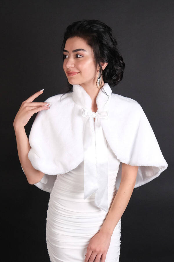 Soft Bridal Bolero with White Ribbon Brooch - 5