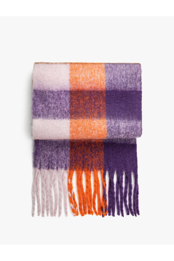 Soft Textured Plaid Scarf with Tassels - 5