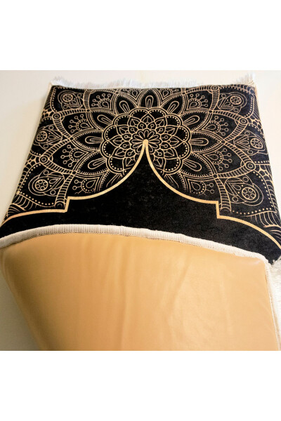 Soft, washable, foldable prayer rug. Perfect for dowry or gift. - 10