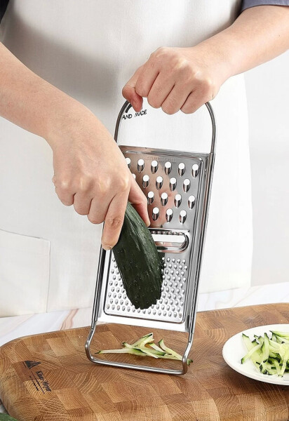 Stainless Steel Hand Grater Garlic Carrot Vegetable Cheese Grater Kitchen Slicer 3 Functions Grater - 9