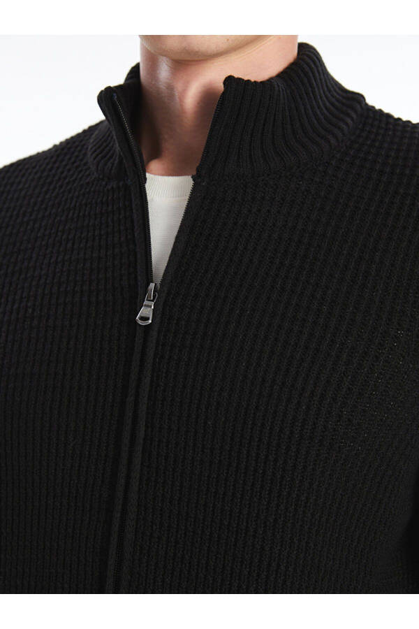 Standard fit, crew neck men's knitted cardigan - 3