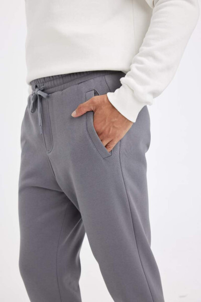 Standard Fit Elastic Leg Thick Sweatpants Dark Grey - 6