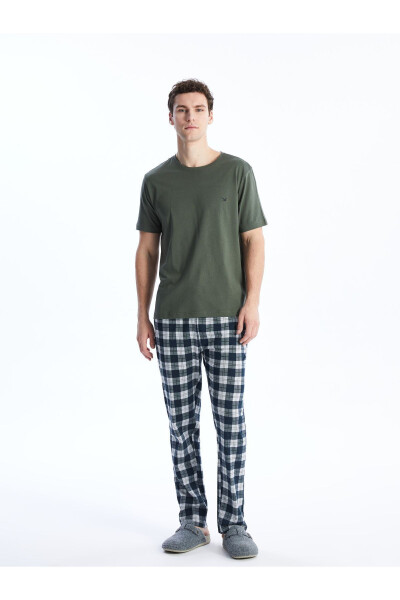 Standard Fit Men's Pajama Set - 35