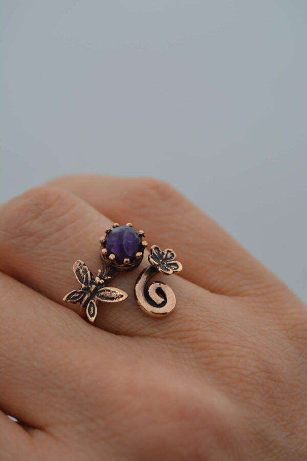 Stone Age Amethyst Ring with Special Stone - 6