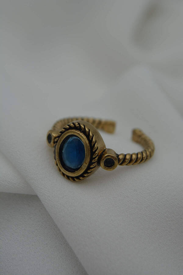 Stone Age Baroque Sapphire Ring - 4