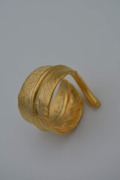 STONEAGE Adjustable Gold Plated Leaf Ring - 3