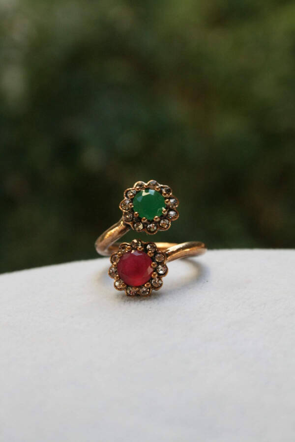 STONEAGE Bronze Emerald Ruby Vine Adjustable Women's Ring - 1