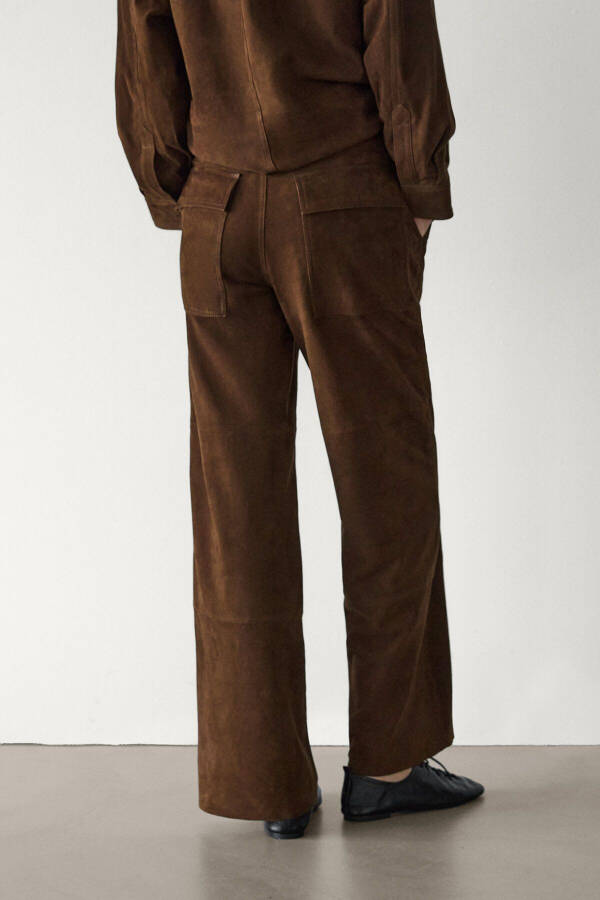 Straight fit suede pants - 12