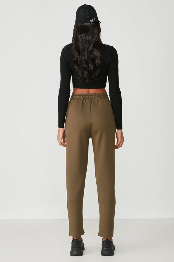 Straight Leg Sweatpants 801 Khaki - 4