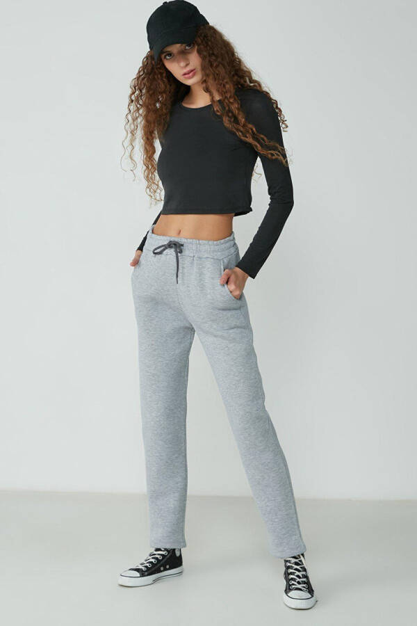 Straight Leg Sweatpants 901 Grey - 1