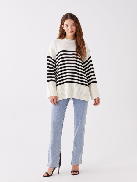 Striped Long Sleeve Oversized Women's Knit Sweater with a Bicycle Neck - 10