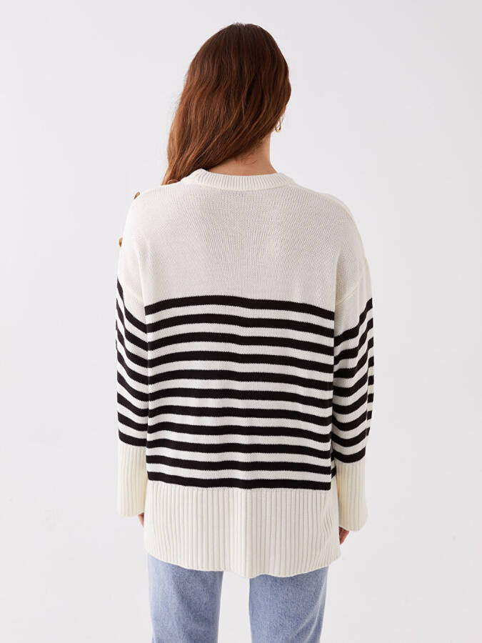 Striped Long Sleeve Oversized Women's Knit Sweater with a Bicycle Neck - 12