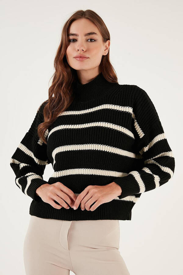 Striped Turtleneck Winter Sweater 4616118 - 8