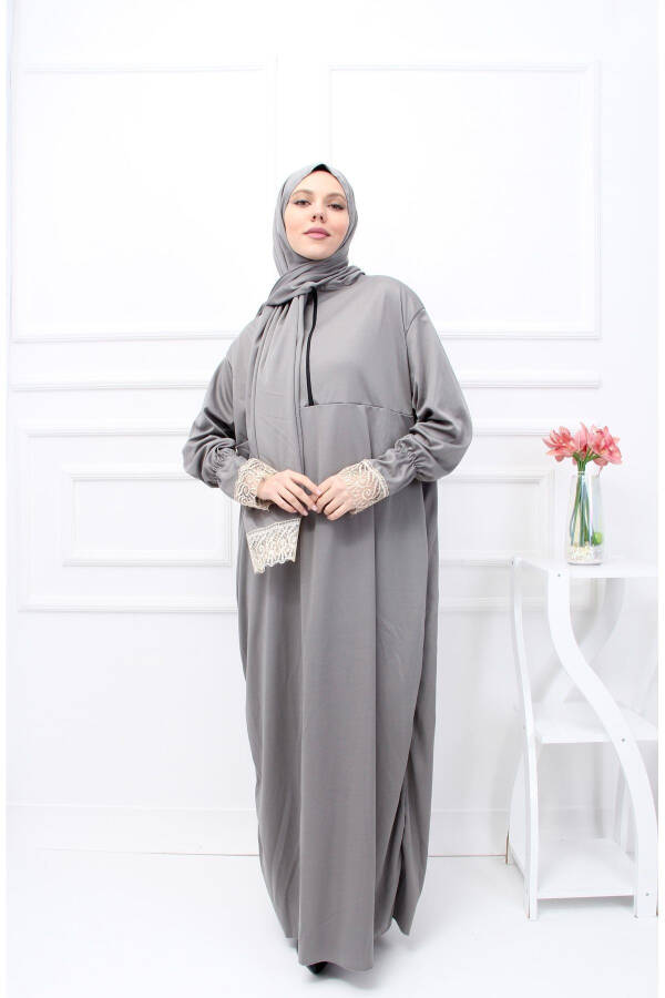 Stylish Women's Prayer Dress with Attached Headscarf for All Seasons - 2