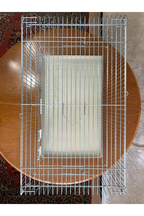 Sultan Parrot Breeding Cage - Thick Wire Drawer - 10