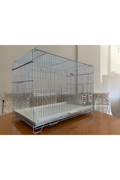 Sultan Parrot Breeding Cage - Thick Wire Drawer - 4