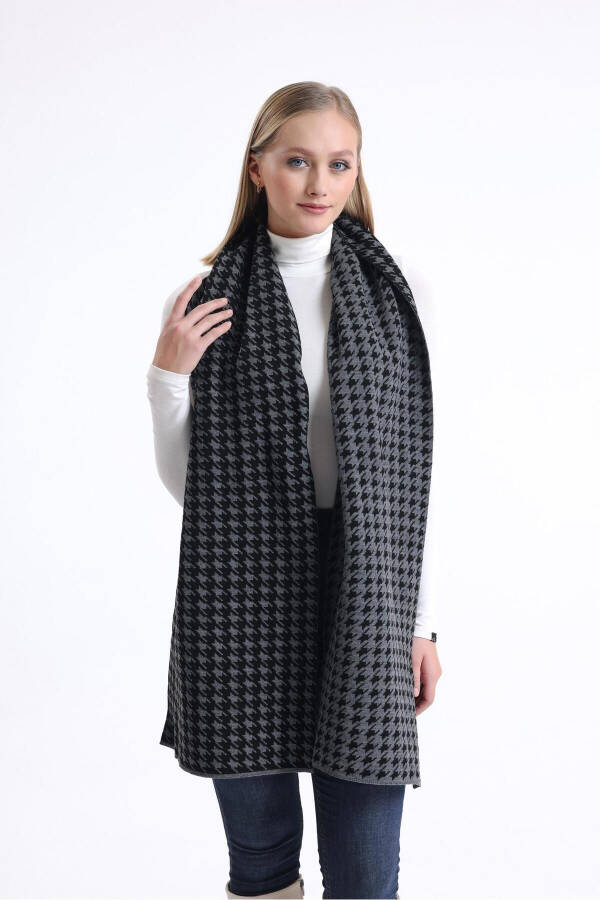 T-crazy Knitwear Herringbone Knit Scarf - 2