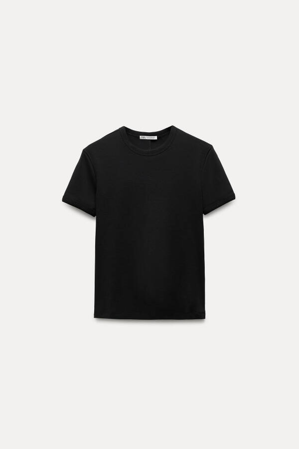 T-Shirt with Stitched Back - Black - 19