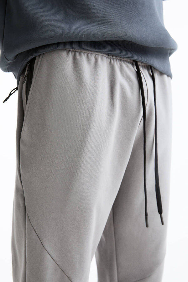 Technical Jogger Pants - 5