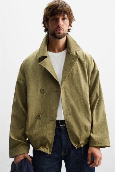 Technical short trench coat, perfect for rainy days. - 7