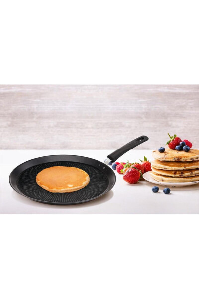 Titanium 3X UltimateOne Induction Base Crepe Pan - 25 cm - 4