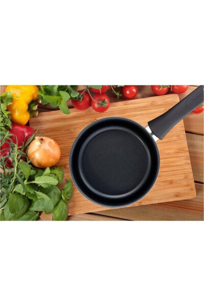 Titanium Fusion Sauce Pot 20 cm - 1