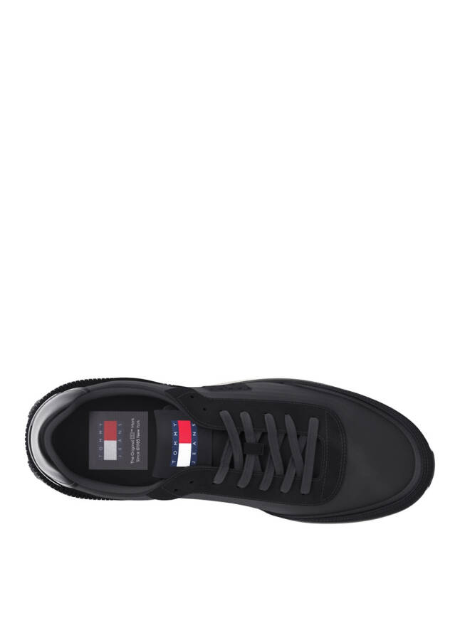 Tommy Hilfiger Black Men's Sneaker TJM TECHNICAL RUNNER - 9