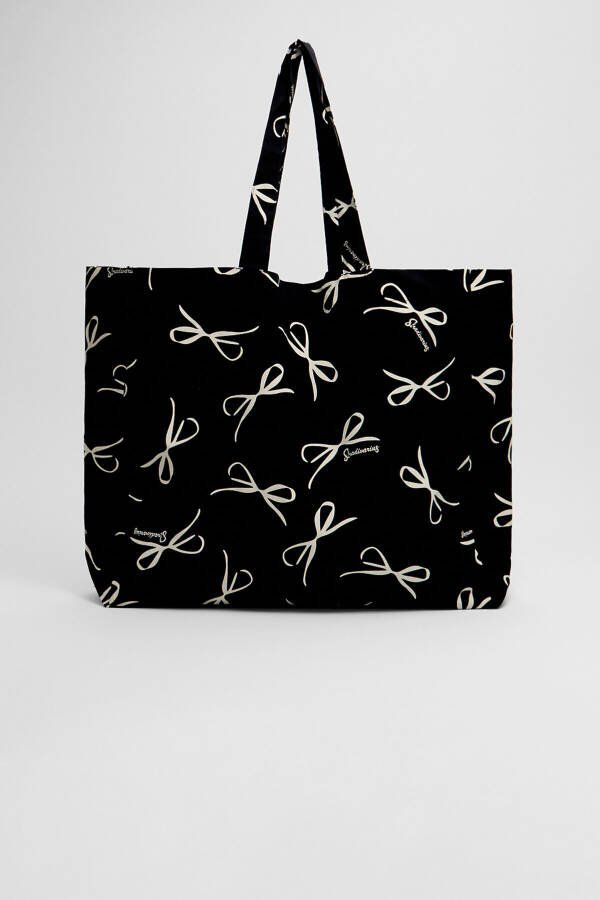 Tote bag with a bow - 1