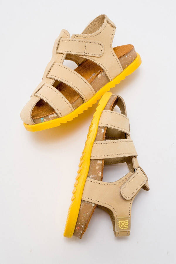 Unisex Kids Open Yellow Genuine Leather Cork Sole Children Sandals - 22