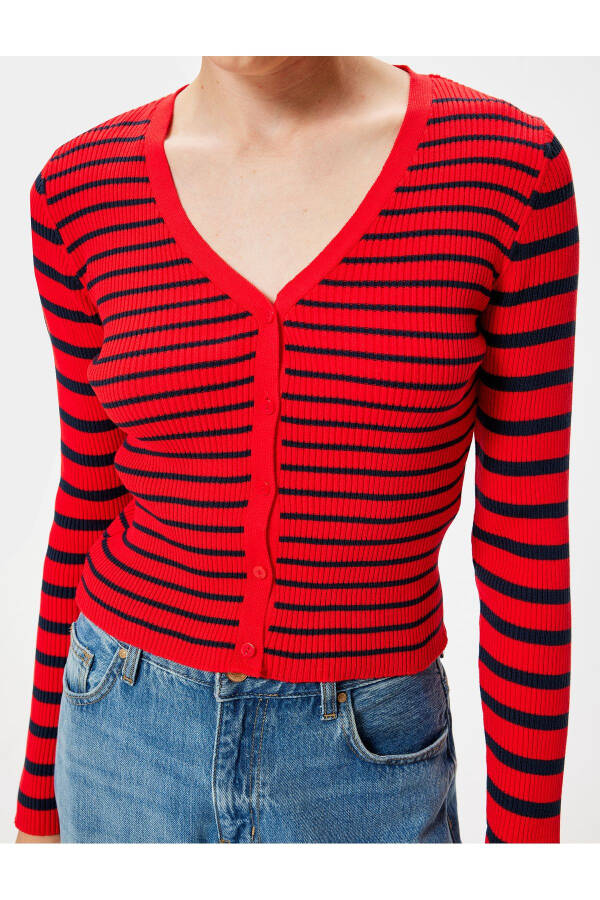 V-Neck Knit Cardigan with Ribbed Long Sleeves and Buttons - 5