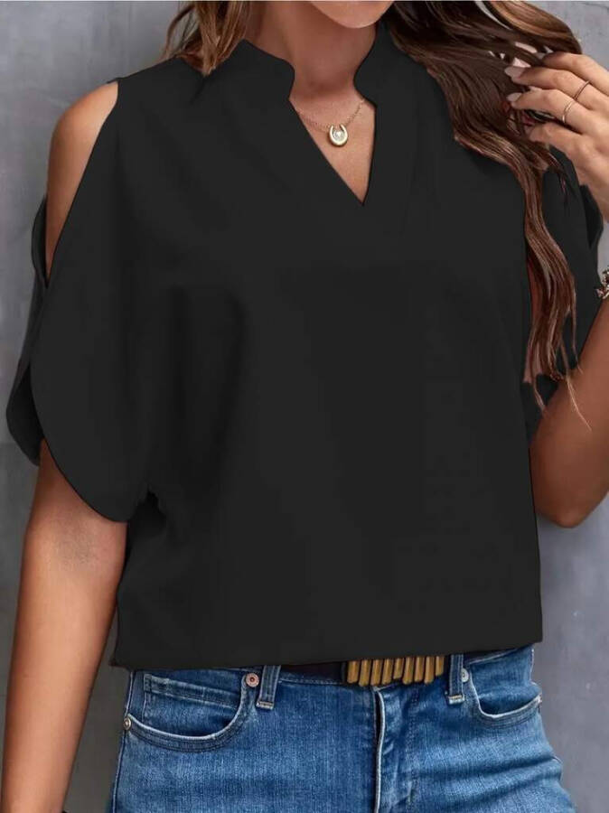 V-neck, off-the-shoulder, printed woven blouse. - 4