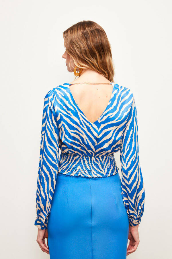 V-Neck Zebra Pattern Satin Blouse - SAX BLUE - 6